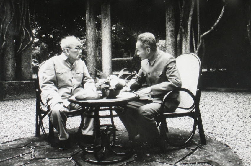 Свидетель века: великие события и простые люди на снимках Марка Рибу Свидетель века: великие события и простые люди на снимках Марка Рибу фотография