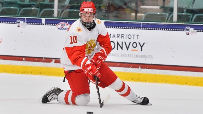 Российский хоккеист Мирошниченко признан лучшим игроком дня ЮЧМ-2021