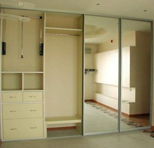 Что лучше шкаф или шкаф-купе Что лучше шкаф или шкаф-купе декор,дом,интерьер,квартира,мебель