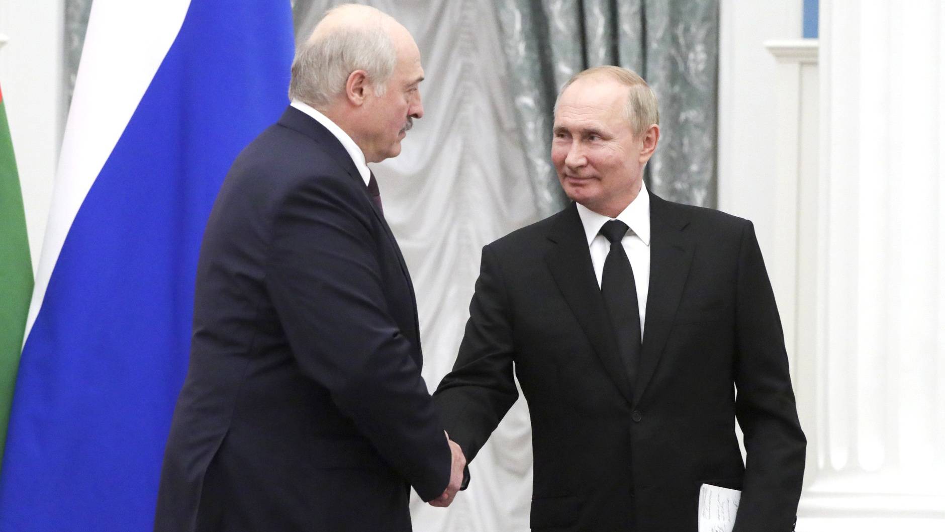Дзермант: готовность Лукашенко разместить у себя ядерное оружие РФ «охладила пыл» НАТО