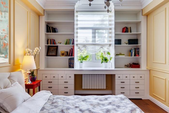 Шкафы вокруг окна, это удобно и экономит пространство в комнате идеи для дома,окно,шкаф