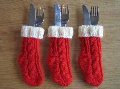 Милые новогоднее вязание для уютной кухни - отличные идеи веселого и яркого декора к празднику! можете, подставки, будет, только, можно, такие, найти, Новому, новогоднего, цвета, очень, декора, горячее, вполне, немного, вашей, кухне, прихватки, Новый, снеговик