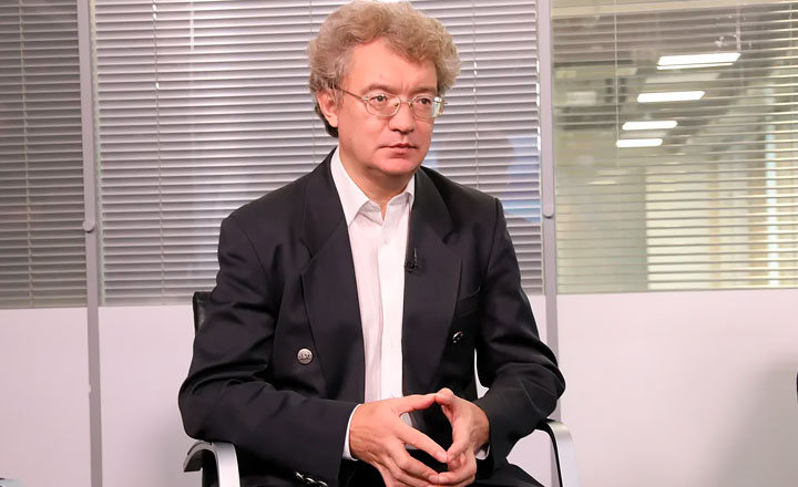 Это продлится ещё четыре года: Правда о коронавирусе от лучших экспертов Это продлится ещё четыре года: Правда о коронавирусе от лучших экспертов россия