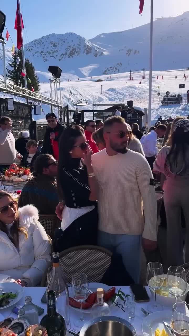 Сюрприз от мужа и поздравление стоимостью 8 миллионов: Ксения Бородина с размахом отметила день рождения в Куршевеле Бородина, Николай, Ксения, рождения, Сердюков, выступление, праздник, дочками, Спасибо, также, который, Бородиной, вместе, супругом, своим, жизнь, вечера, когото, исполнилось, обратилась