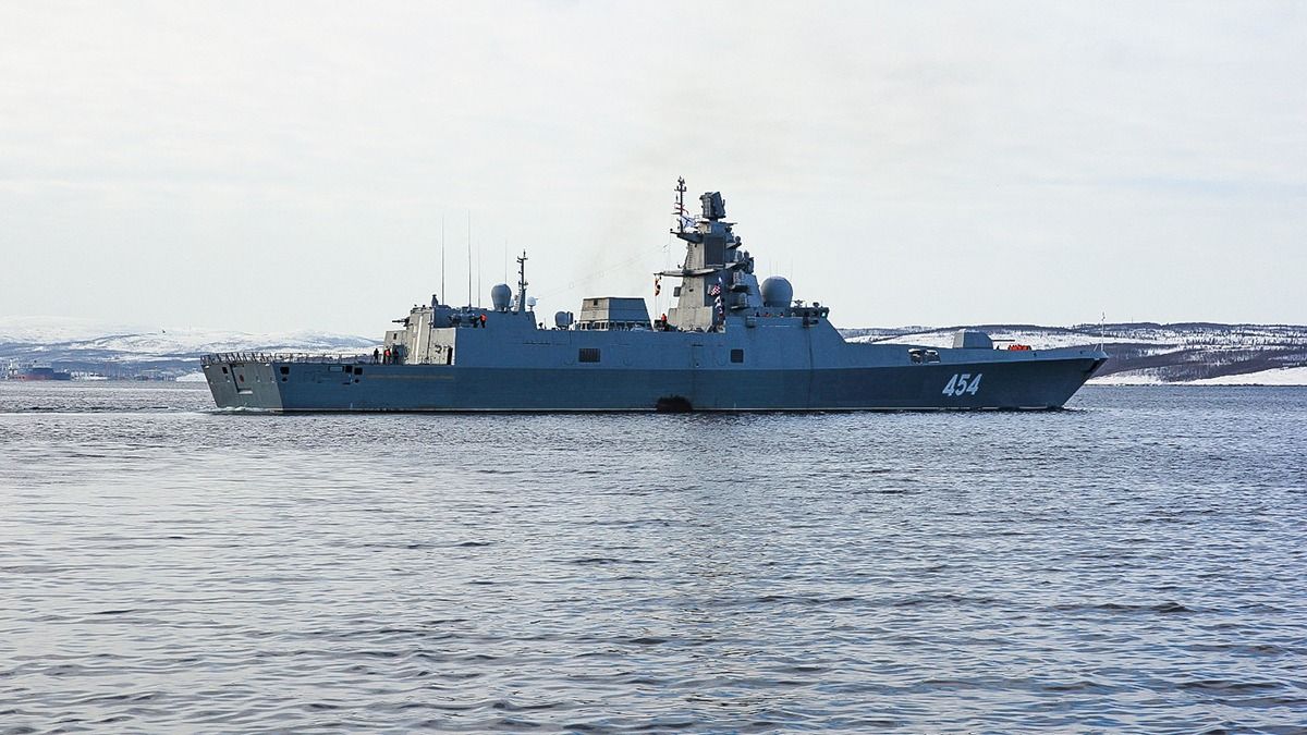 Фрегат «Адмирал Горшков» вернется в порт Североморска во второй половине декабря