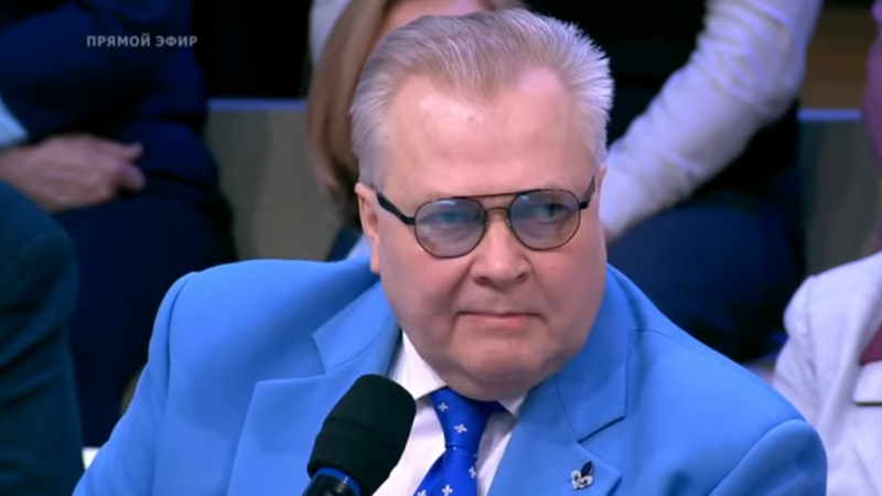 Занимающие место: Роман Носиков о главной загадке русской интеллигенции Занимающие место: Роман Носиков о главной загадке русской интеллигенции Общество