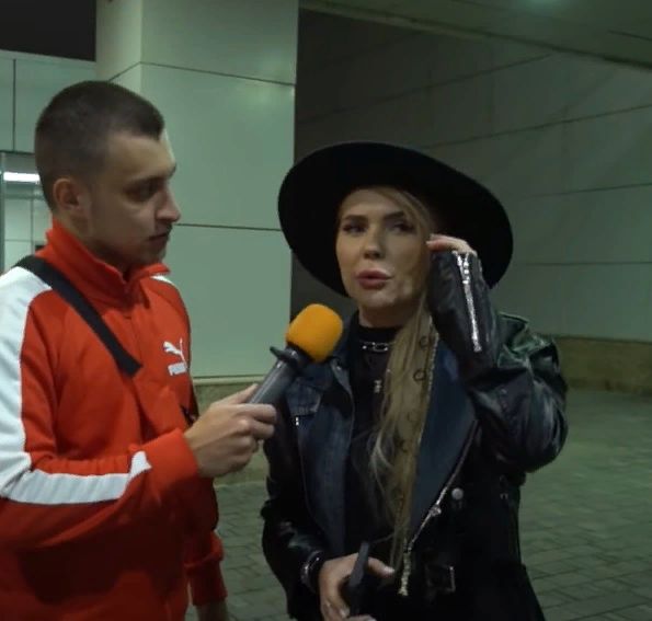 Мрачный образ обошелся Карине Кросс в 2,5 миллиона рублей Мрачный образ обошелся Карине Кросс в 2,5 миллиона рублей Шоу-бизнес