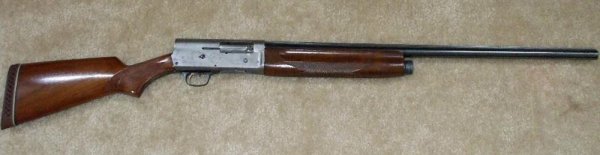 Гладкоствольное самозарядное ружье Remington model 11