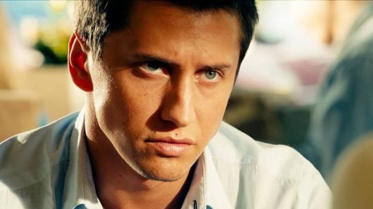 Звезда «Мажора» Павел Прилучный рассказал о двух перенесенных операциях на лице