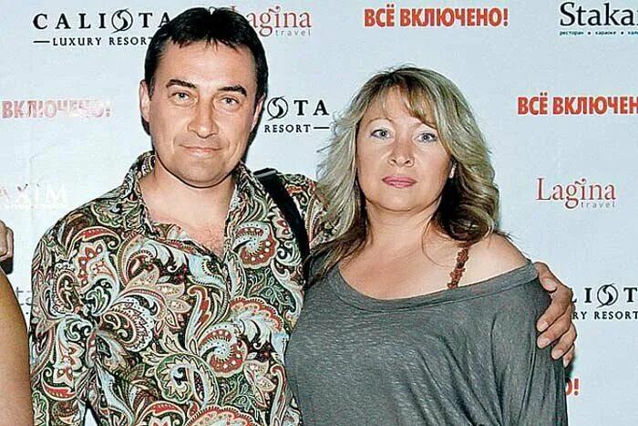 Измены, алкоголизм и позднее отцовство: как сложилась личная жизнь актеров фильма «О чем говорят мужчины» актер, актера, женой, дочерью, жизни, Ростислав, Ларин, говорят, время, второй, стали, Александр, развод, Барац, стала, вместе, фильме, будет, Рыжкова, Демидов