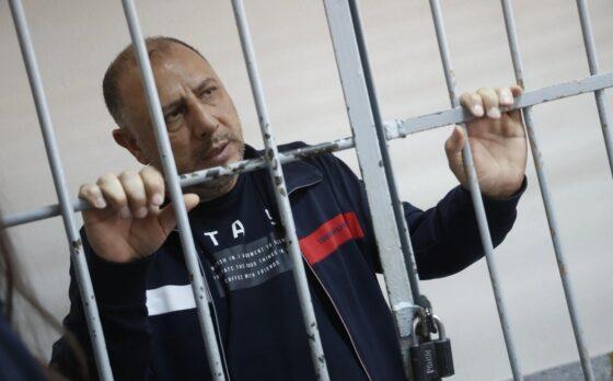 баку устраивает демарши из-за ареста банды в екатеринбурге