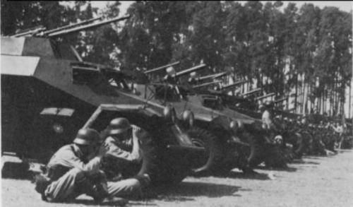 Послевоенное использование бронеавтомобилей и бронетранспортёров, созданных в нацистской Германии Послевоенное использование бронеавтомобилей и бронетранспортёров, созданных в нацистской Германии оружие