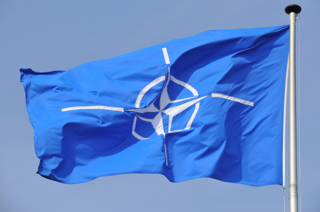 «Тетушки-министры обороны альянса»: как проходят заседания НАТО