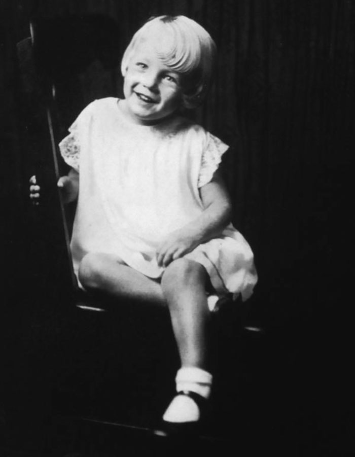 Фото Мэрилин Монро, сделанных до того, как она стала известной Мерлин Монро,Фотография