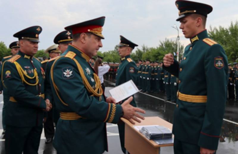 21 августа – День офицера России
