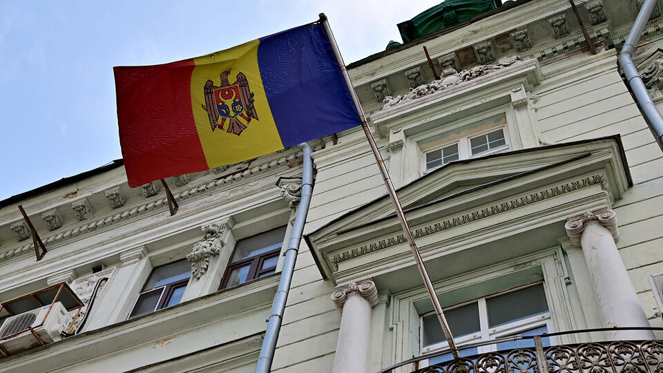 Молдавия отказалась предоставлять избирателям в РФ право голосовать по почте
