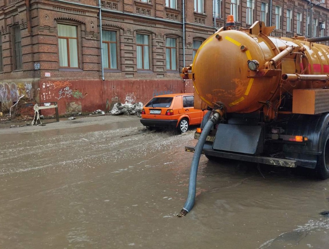 Иваново превратился в Венецию: на борьбу с подтоплениями направлены три илососные машины