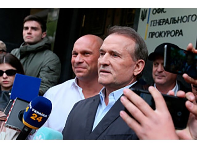 «Америка боится Медведчука как огня». Украинцы о деле лидера оппозиции «Америка боится Медведчука как огня». Украинцы о деле лидера оппозиции украина