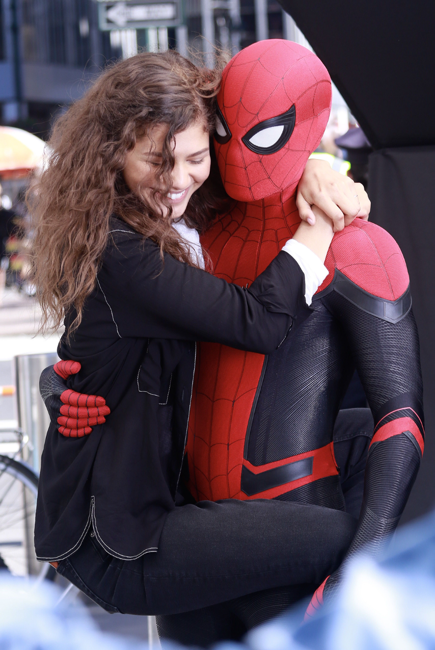 20 доказательств любви: история отношений самой милой пары Голливуда — Зендаи и Тома Холланда время, отношения, церемонии, премии, Зендаи, Зендая, певица, хотим, вручения, фанатов, поклонников, жизнь, ранее, новость, предложение, нечто, «Золотой, пальце, кольцом, сказал