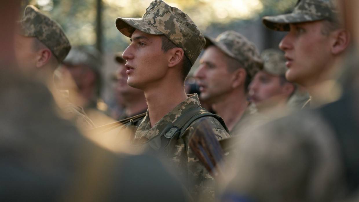 Военный эксперт Сивков призвал Украину не надеяться на обучение армии за счет ЕС