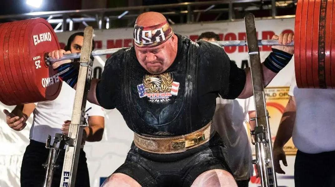 Грани возможного: самые невероятные мировые рекорды в приседаниях