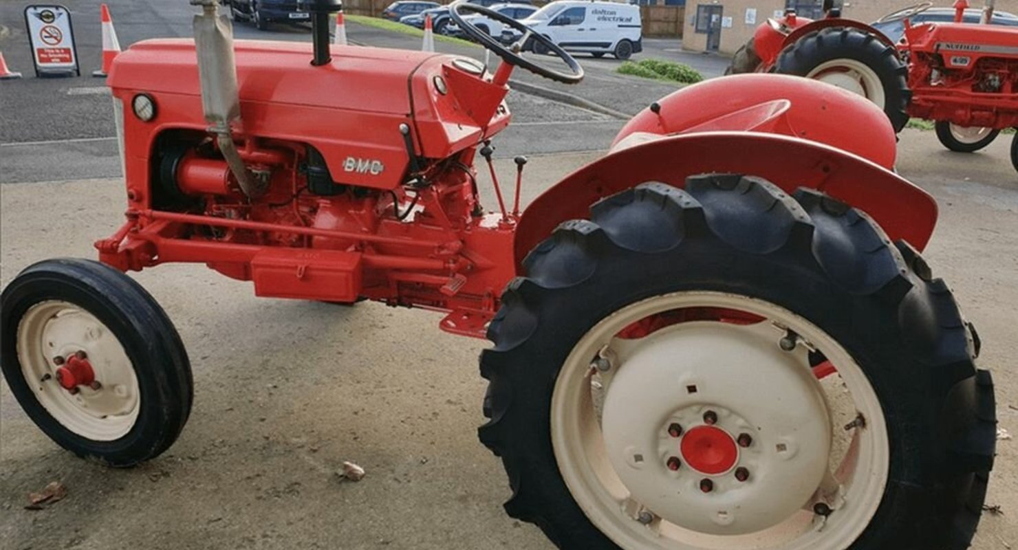 Скромный английский трактор. Дизельный ВМС Mini с регулировкой колеи передних колёс