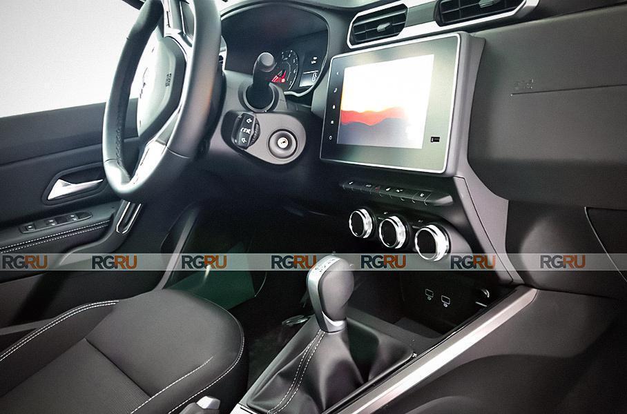 Новый Renault Duster сфотографировали в одном из московских автосалонов Новый Renault Duster сфотографировали в одном из московских автосалонов Новости