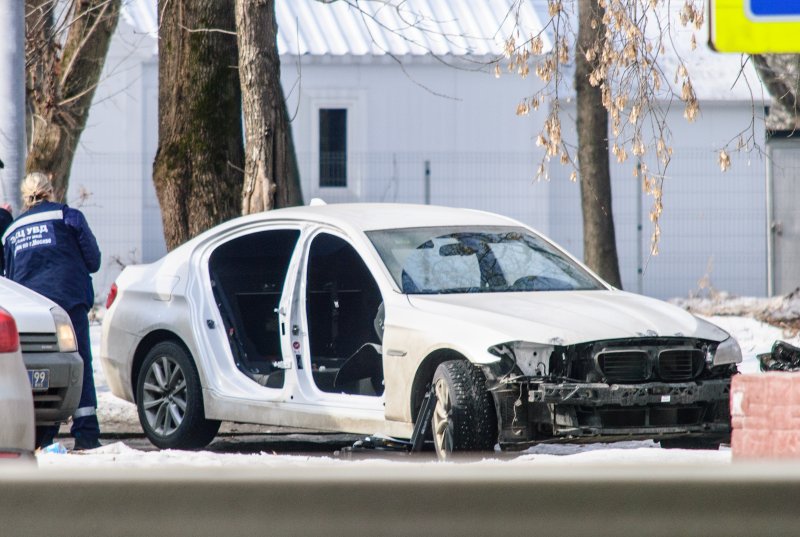 В Москве злоумышленники ночью разобрали припаркованный BMW bmw, вандализм, воровство, кража