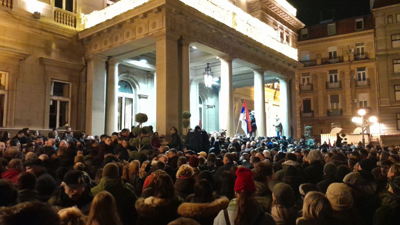 Сербия: попытка переворота по сценарию киевского майдана провалилась геополитика