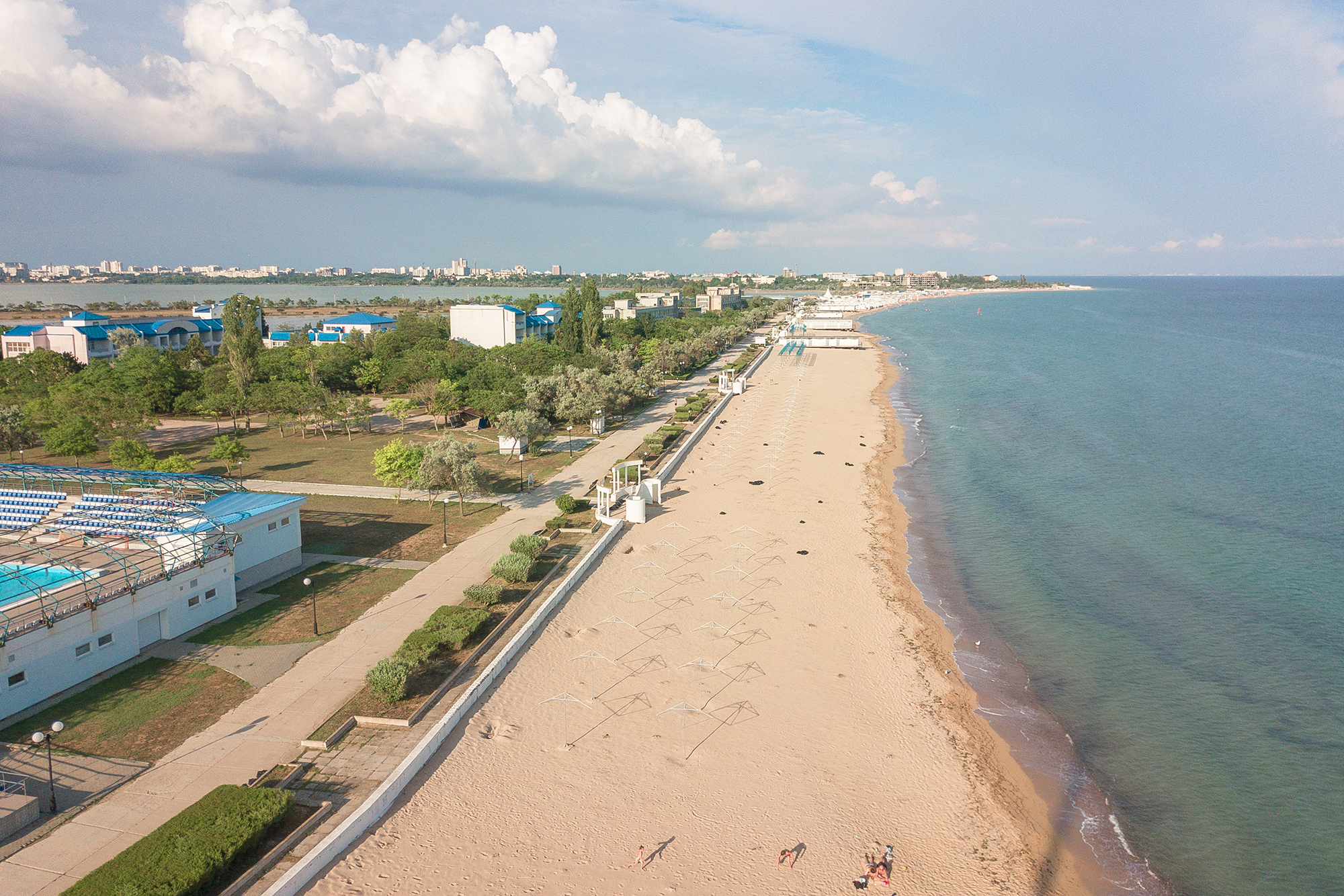 Коронавирусные пляжи Крыма Евпатории, место, можно, чтобы, самое, городском, обычно, сделал, сезон, сейчас, Печальное, пляжи, постараться, нужно, прошлые, народу, половине, загородные, снимал, вечером