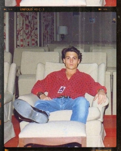 Знаменитости в молодости Знаменитости в молодости