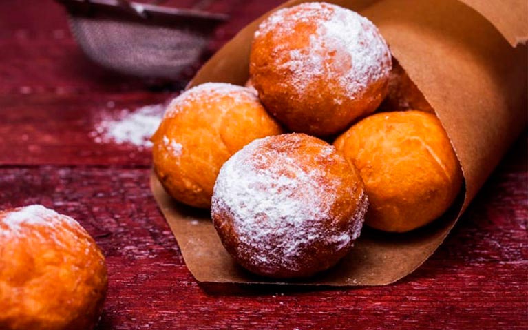 Пончики к чаю - вкусное блюдо к чаю