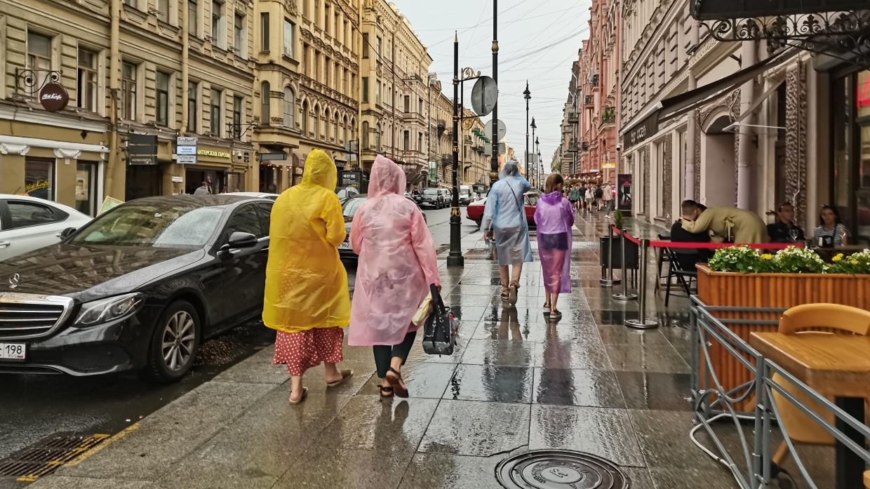 Коммунальные службы Петербурга сообщили о готовности к сильным ливням 7 и 8 августа