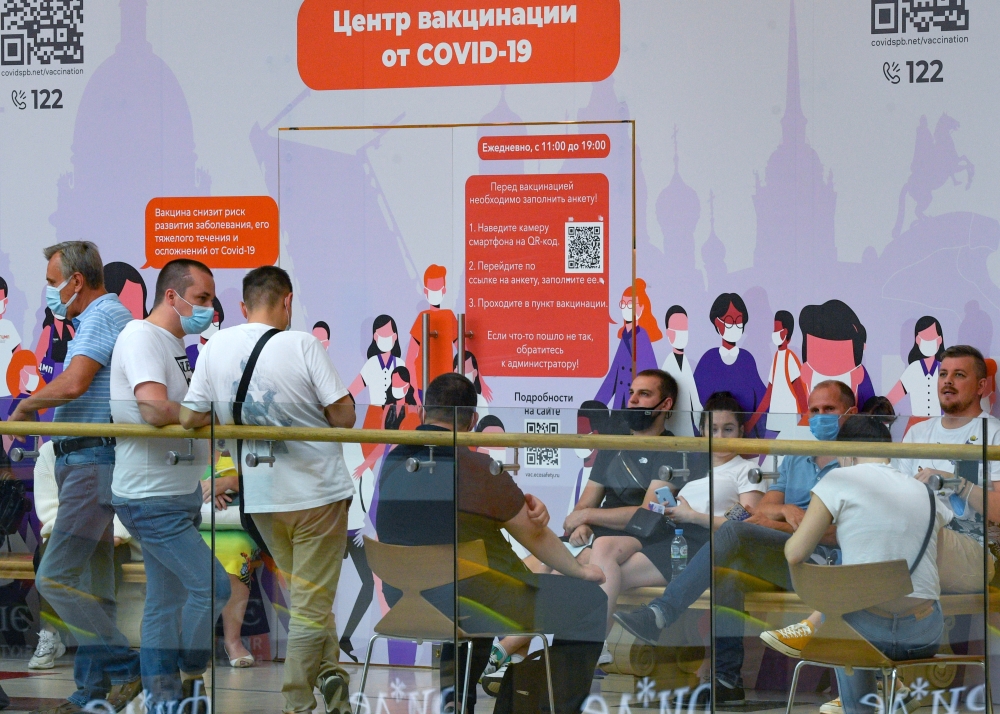 «Яблоко» призвало Мишустина разрешить к ввозу в Россию иностранные вакцины от COVID-19