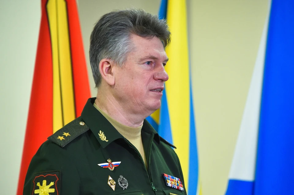 Начальник Главного управления кадров Минобороны генерал-лейтенант Юрий Кузнецов подозревается во взяточничестве.