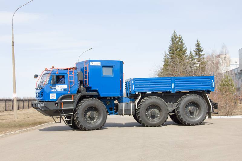 Арктический грузовик КамАЗ-6355 накануне испытаний и производства оружие
