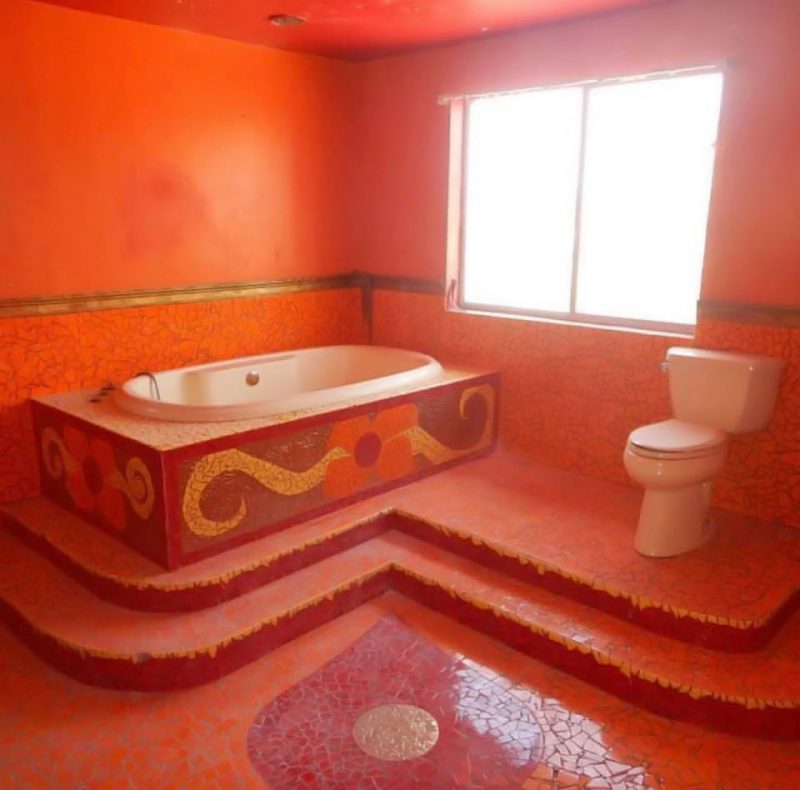 20 примеров самого нелепого и смешного дизайна ванной комнаты занавесок, именно, слишком, ванная, очень, выглядит, комнату…, уборная, помаксимумуНаверное, пространство, экономишь, нужноКогда, уверены, балдахином, ковер, «Найди, кровать, напоминающая, оранжевыйВанна, унитаз