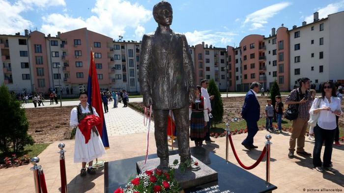 В Сараево к столетию теракта боснийские сербы открыли памятник Гавриилу Принципу.