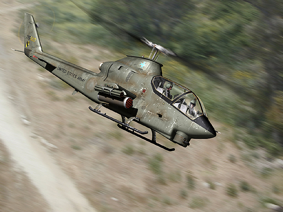 Ударный  вертолет ВМС США Bell AH-1 Cobra 