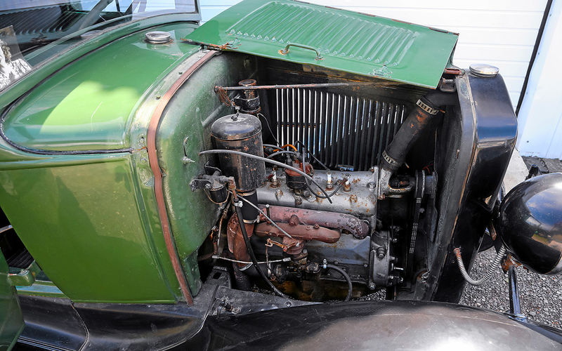 Легендарная хлебовозка из «Места встречи...»: история звезды Легендарная хлебовозка из «Места встречи...»: история звезды авто,автомобиль,Россия