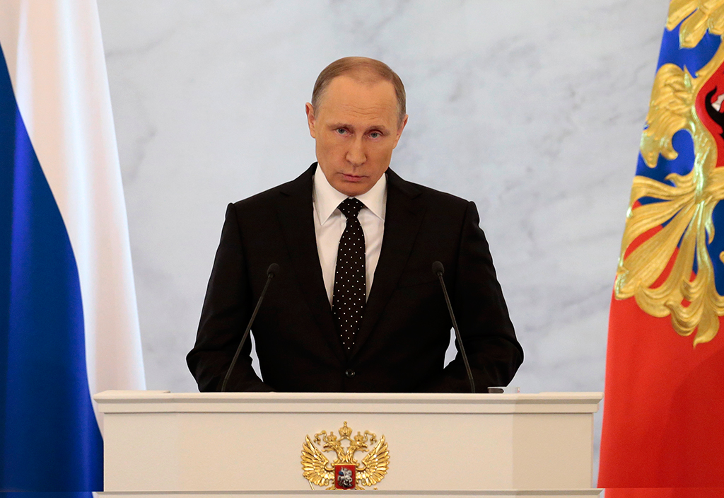Путин заявил, что в отношениях России и США наблюдается деградация доверия