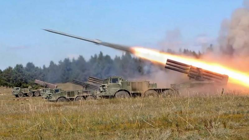 РСЗО HIMARS: пока никакого превосходства РСЗО HIMARS: пока никакого превосходства оружие