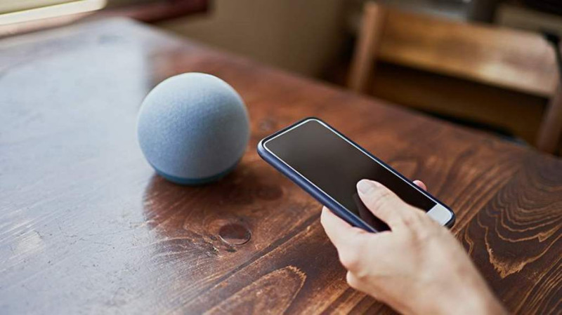 умные колонки следят