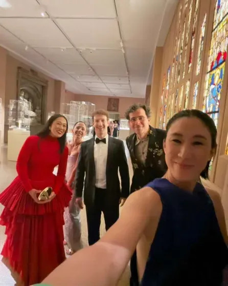 Марк Цукерберг и его жена Присцилла Чан впервые (и тайно) посетили Met Gala Цукерберг, Присцилла, Facebook, ЧанМарк, Instagram, дорожку, организацией, экстремистской, Супруги, Prada, посетили, мероприятия, планеты, давняя, подруга, женаты, Основатель, воспитывают, троих, дочерей