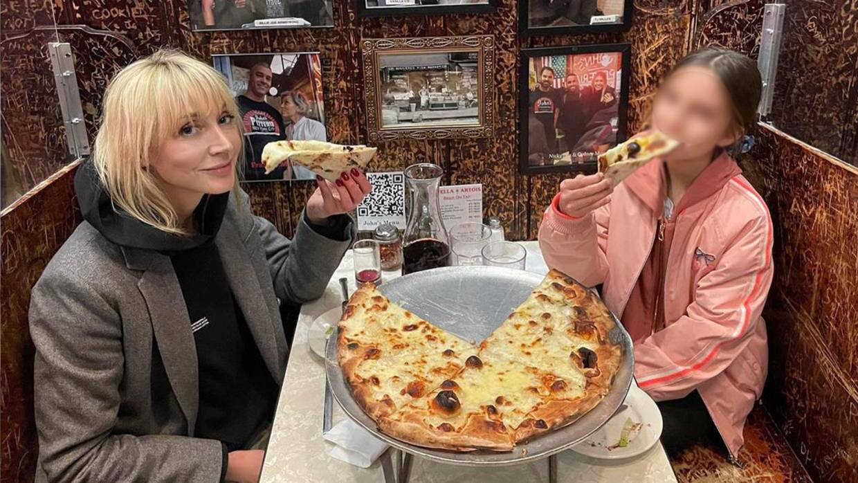 Нагиев подшутил над Орбакайте, дочь которой вбежала на эфир «Отцы и дети»