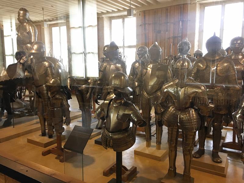 Рыцарские доспехи из Музея армии в Париже история