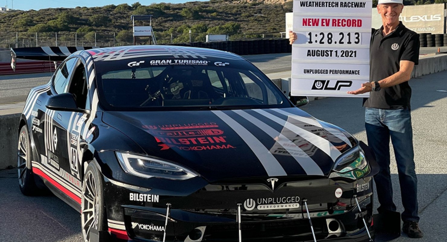 Tesla Model S Plaid установила новый рекорд для электромобилей на трассе Laguna Seca