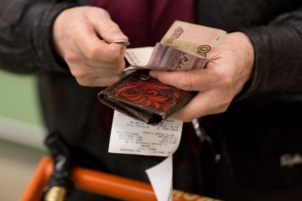 «Опять в метро ездил?»: россиян рассмешила идея о контроле их расходов