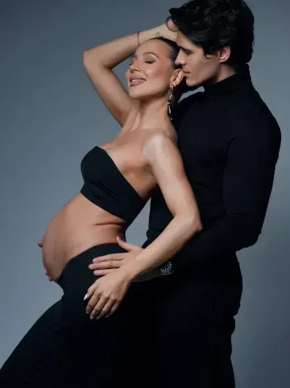 Бойфренд Лерчек показал первые фото с их новорождённым сыном Луиса, СквиччиариниФото, Лерчек, Сквиччиарини, после, ребёнка, брака, клинику, Чекалина, рублей, также, границу, может, больше, Чекалиным, арестом, когда, домашним, фитнесмарафонов, размере