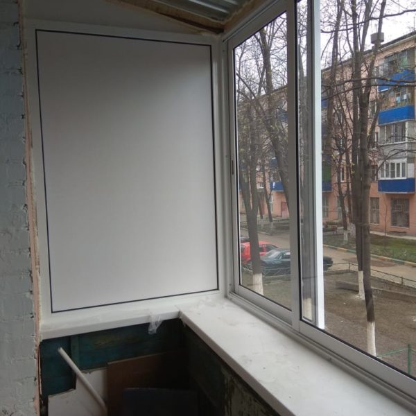 Как остеклить лоджию без потери света советы